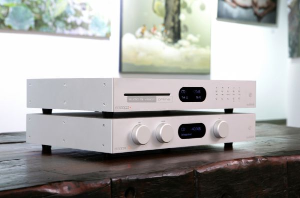 Audiolab 8300A sztereó erősítő és 8300CD CD-lejátszó