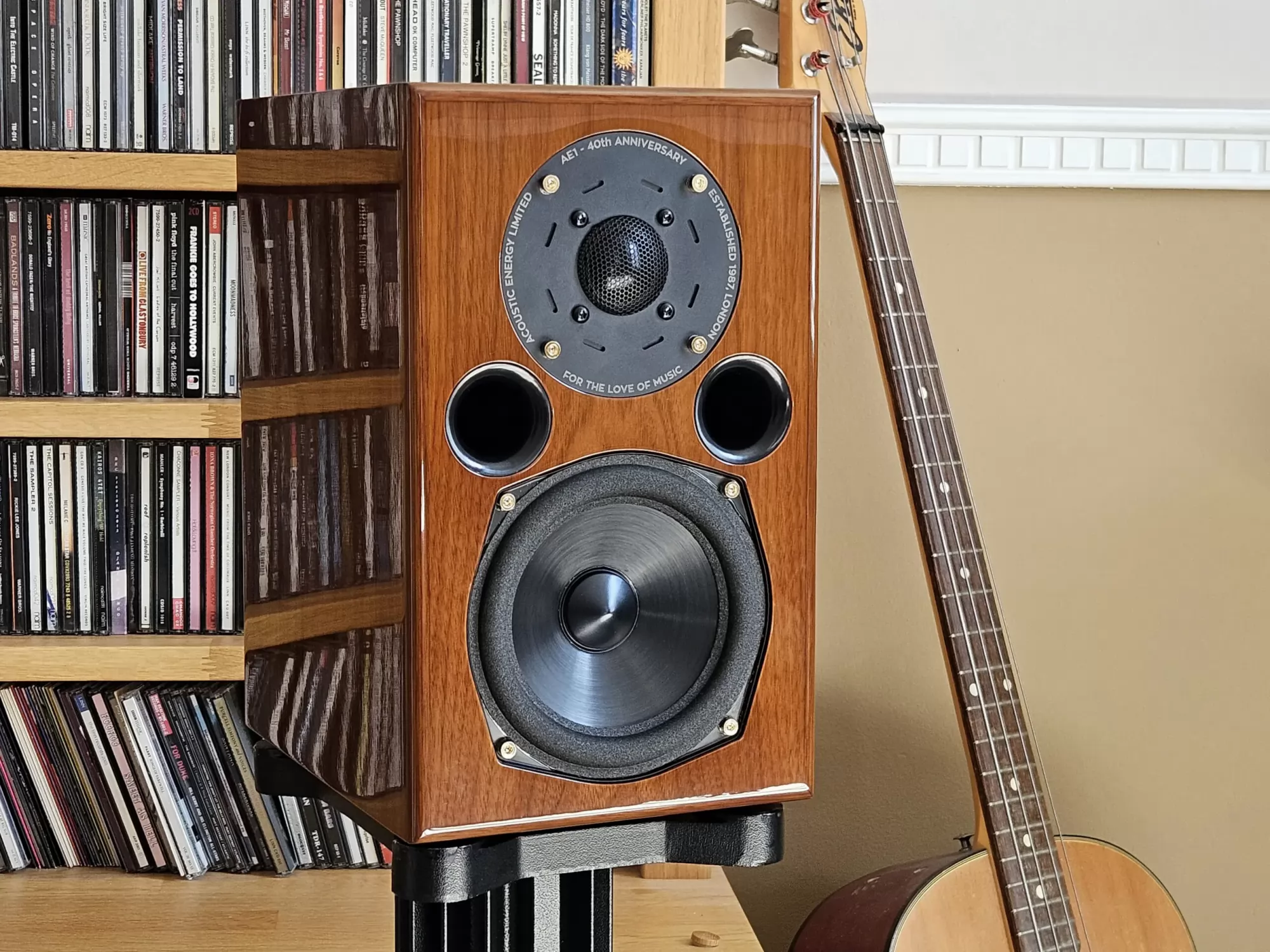 Acoustic Energy AE1 40th Anniversary Edition hangfal