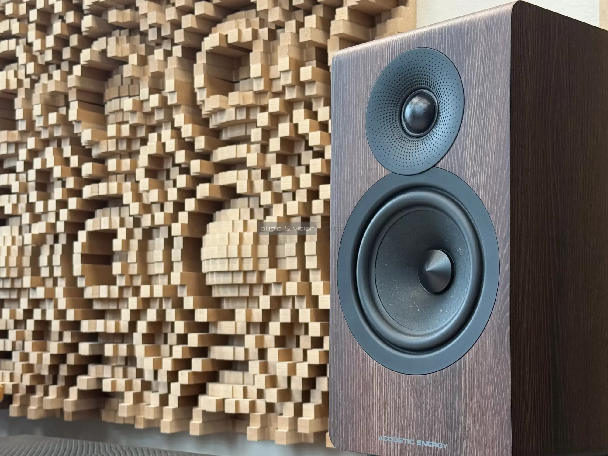 Acoustic Energy AE300.2 hangfal hangszórók