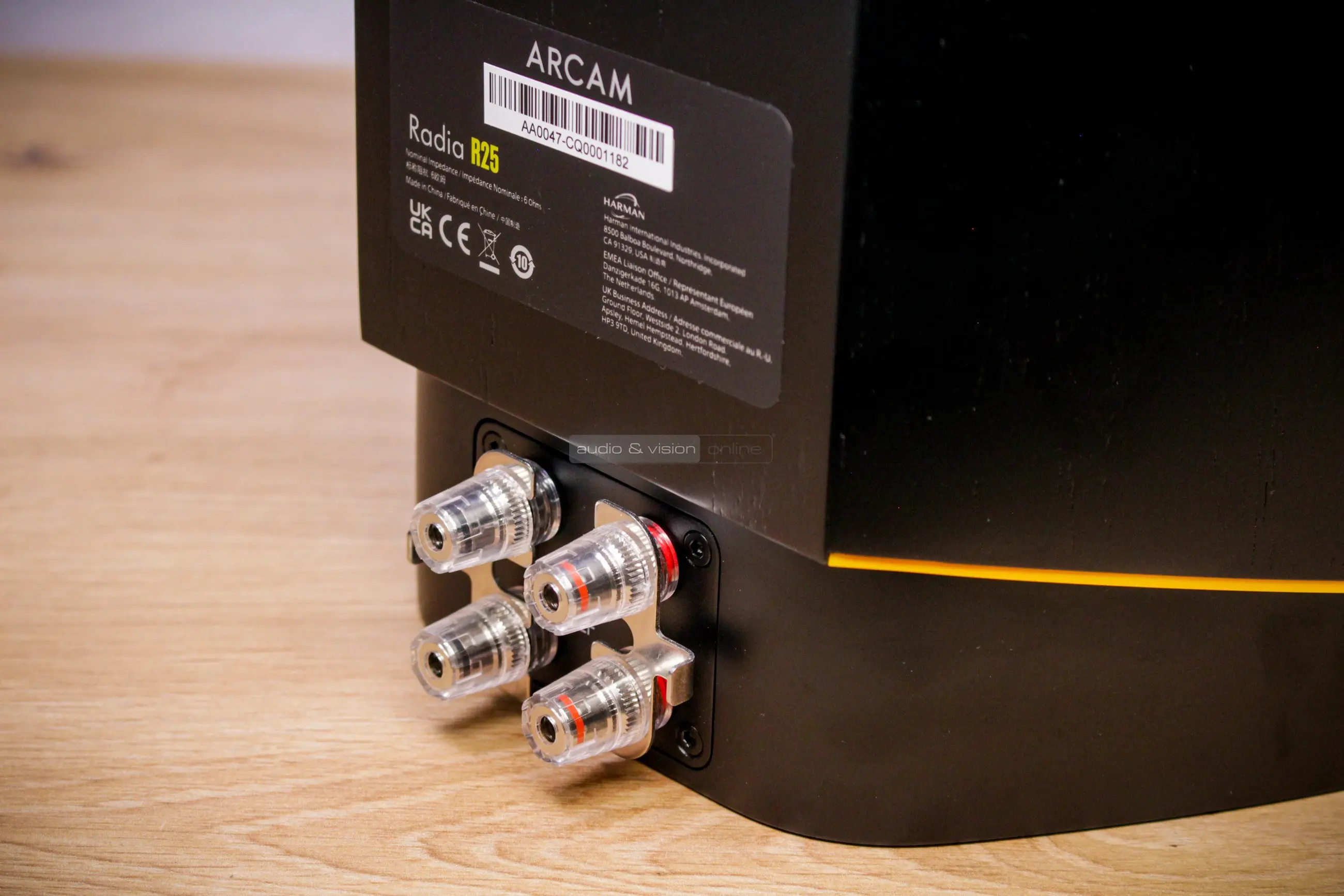 Arcam Radia R25 hangfal csatlakozó