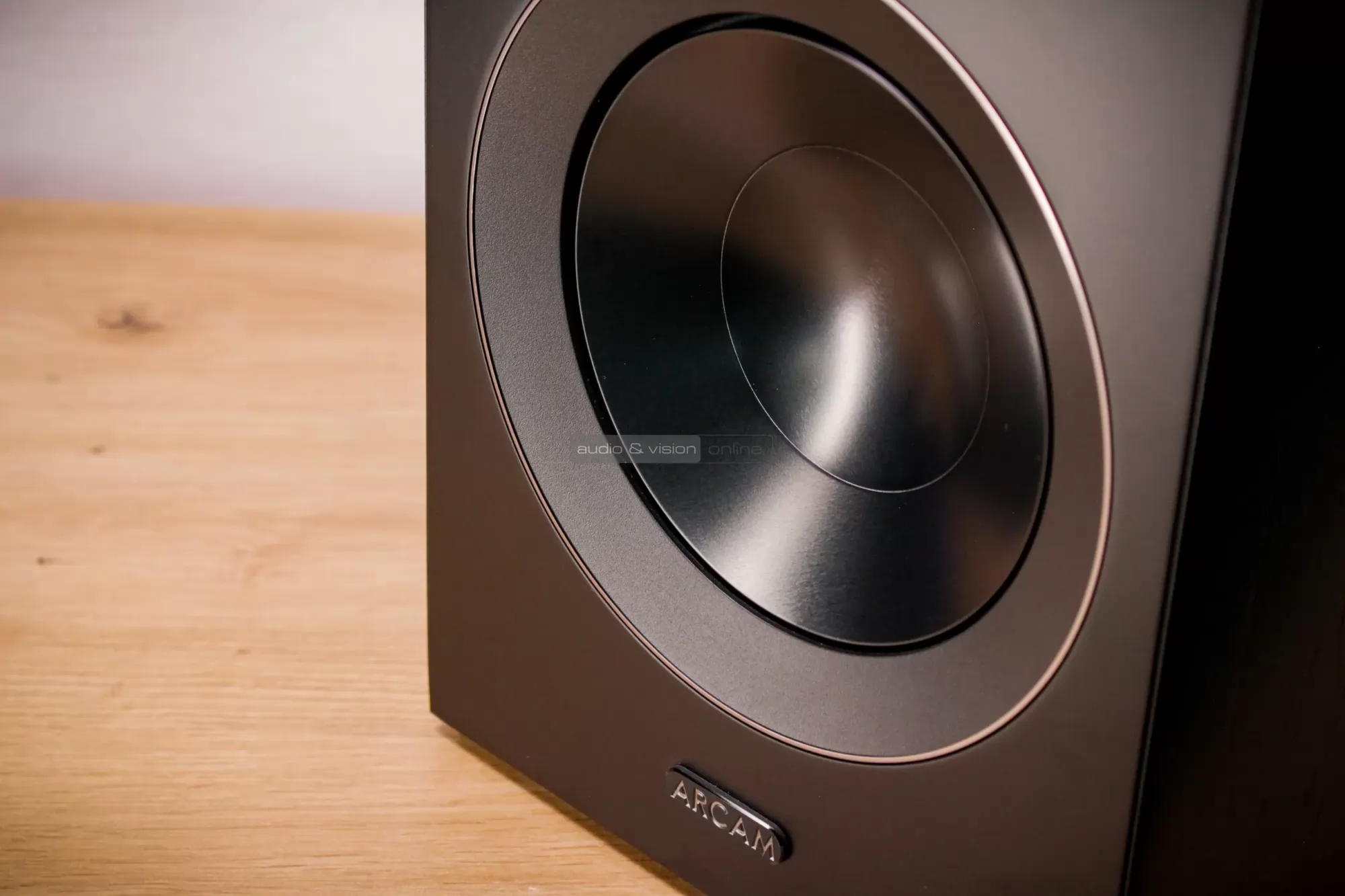 Arcam Radia R25 hangfal mélysugárzó