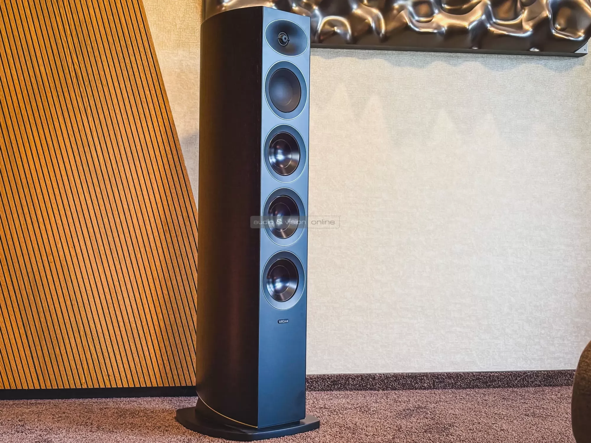 Arcam Radia R35 hangfal