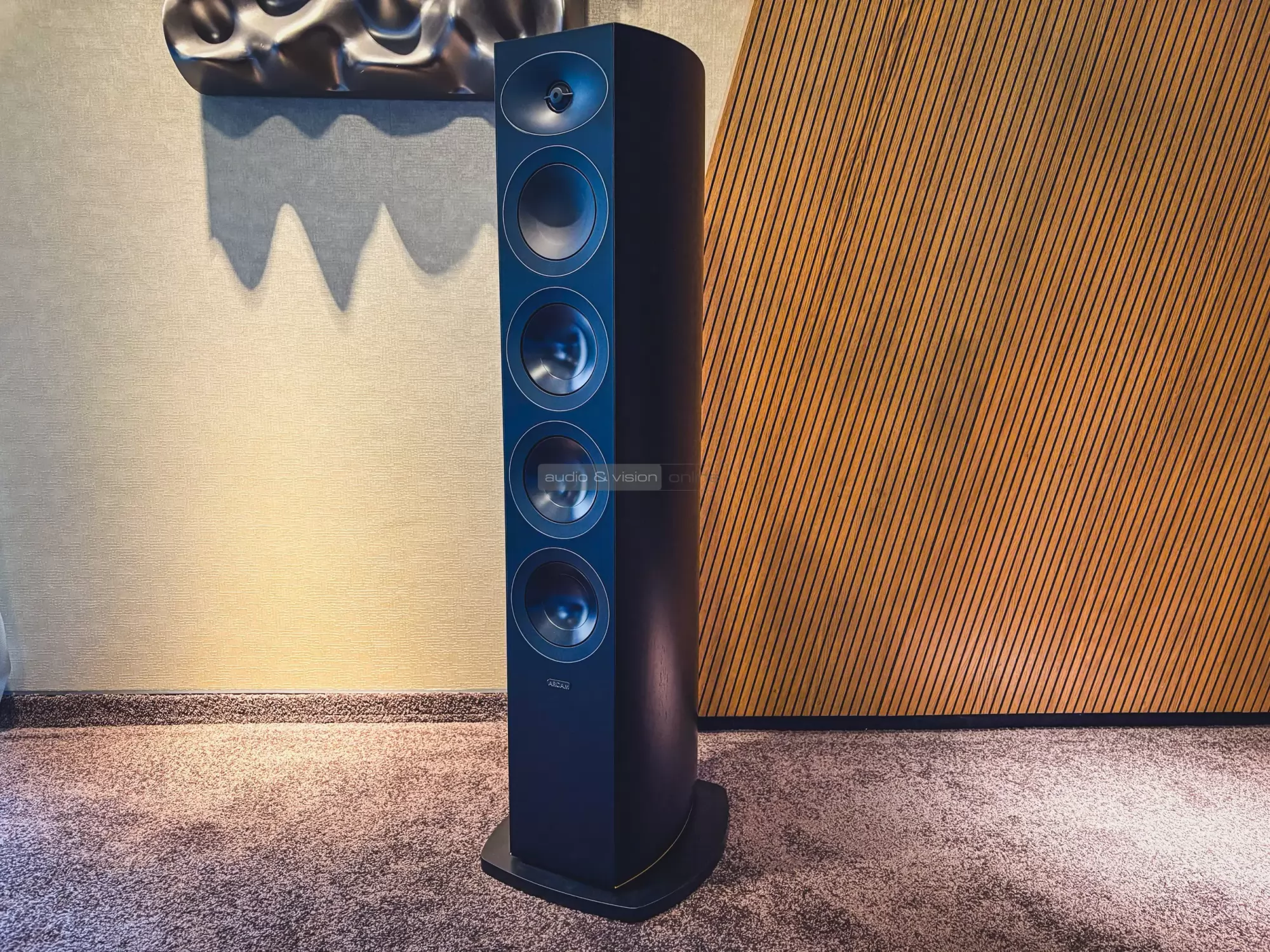 Arcam Radia R35 hangfal
