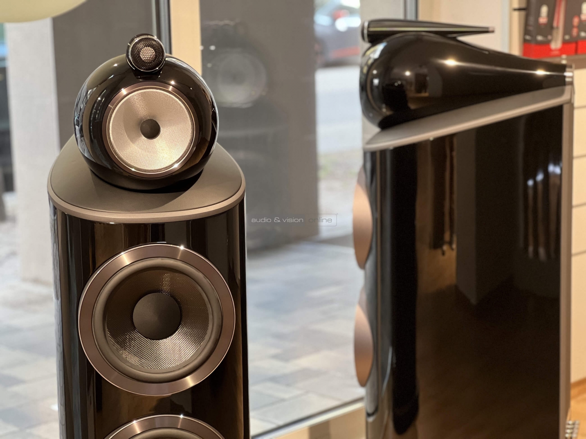 Audio Forum Budapest Bowers and Wilkins 801 D4