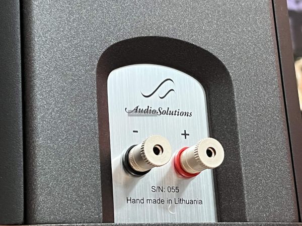 Audio Solutions Overture O322B hangfal csatlakozó