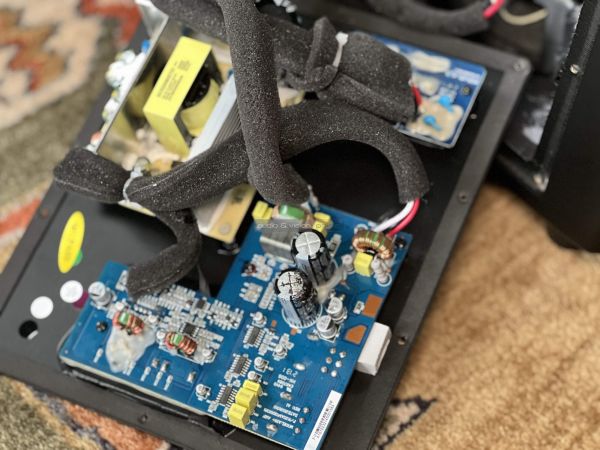 Audioengine S8 aktív mélyláda