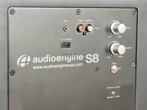 Audioengine S8 aktív mélyláda hátlap