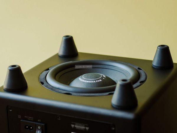 Audioengine S8 aktív mélyláda talp