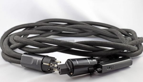 AudioQuest Tornado tápkábel