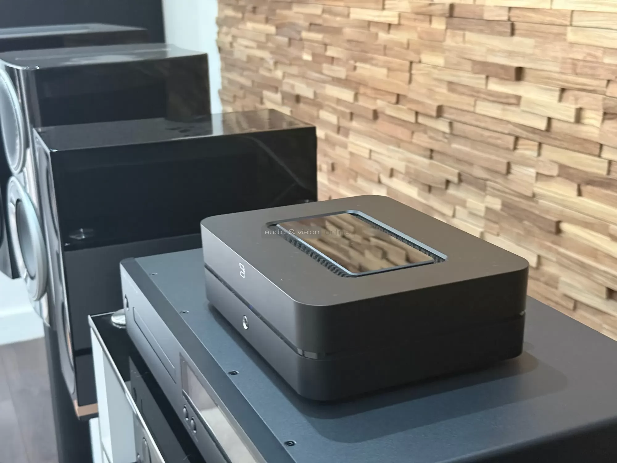 Bluesound POWERNODE hálózati sztereó erősítő