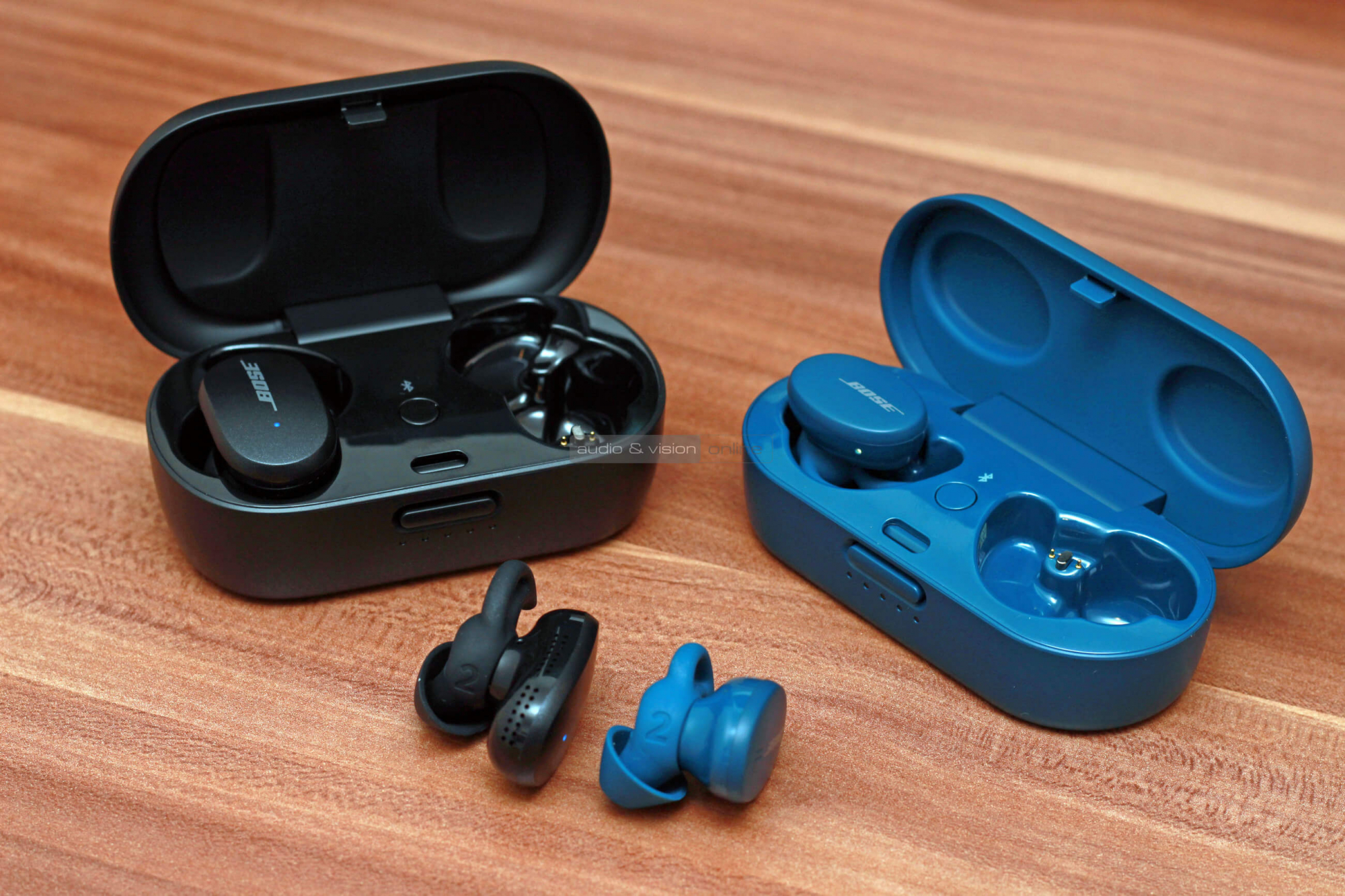 Bose QuietComfort Sport Earbuds TWS fülhallgatók