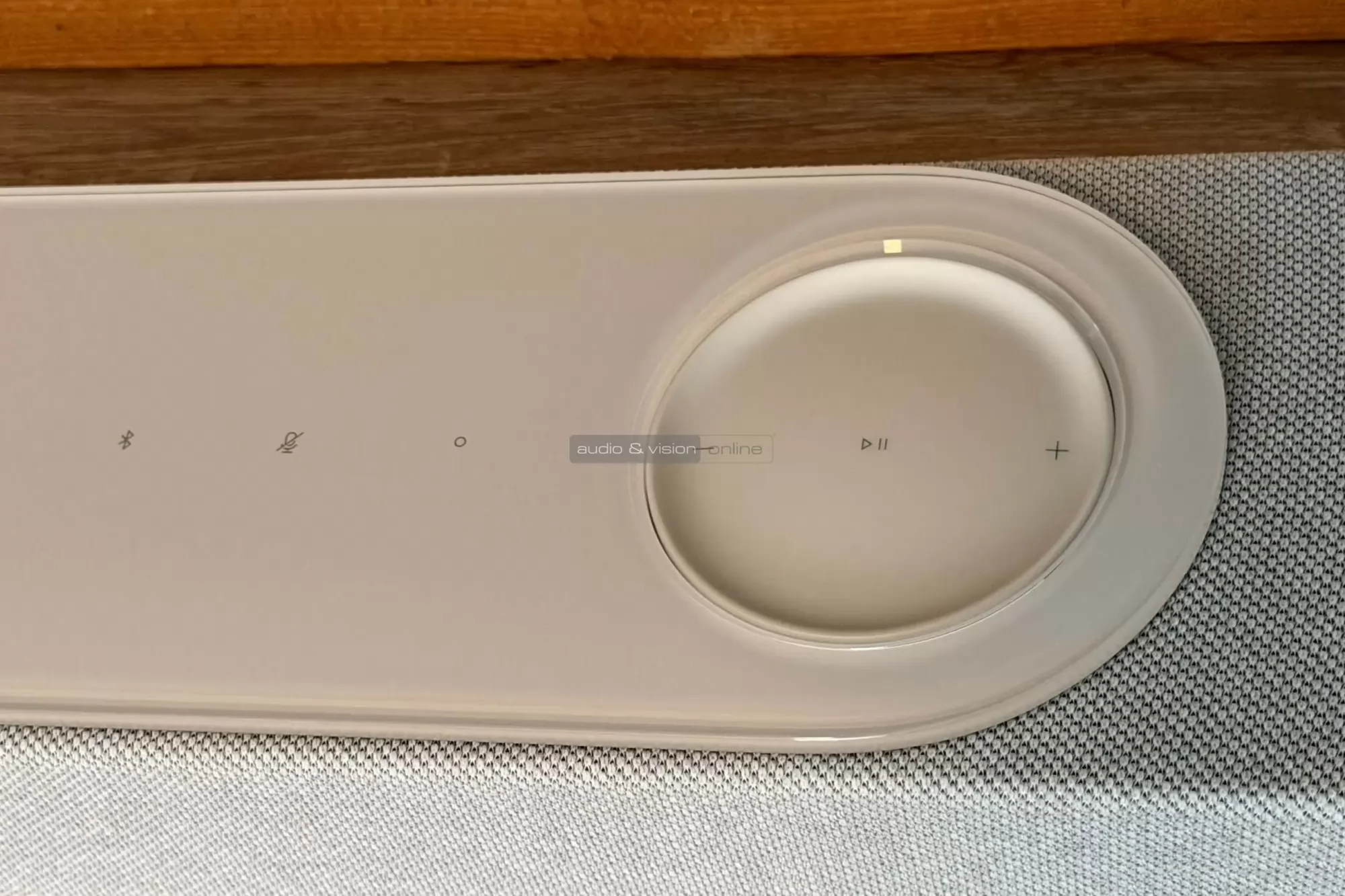 Bose Lifestyle Ultra Soundbar control