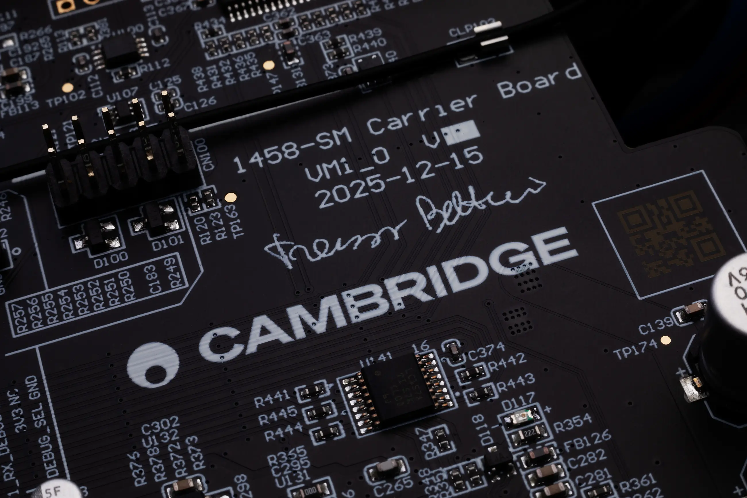 Cambridge Audio Evo 300 hálózati sztereó erősítő