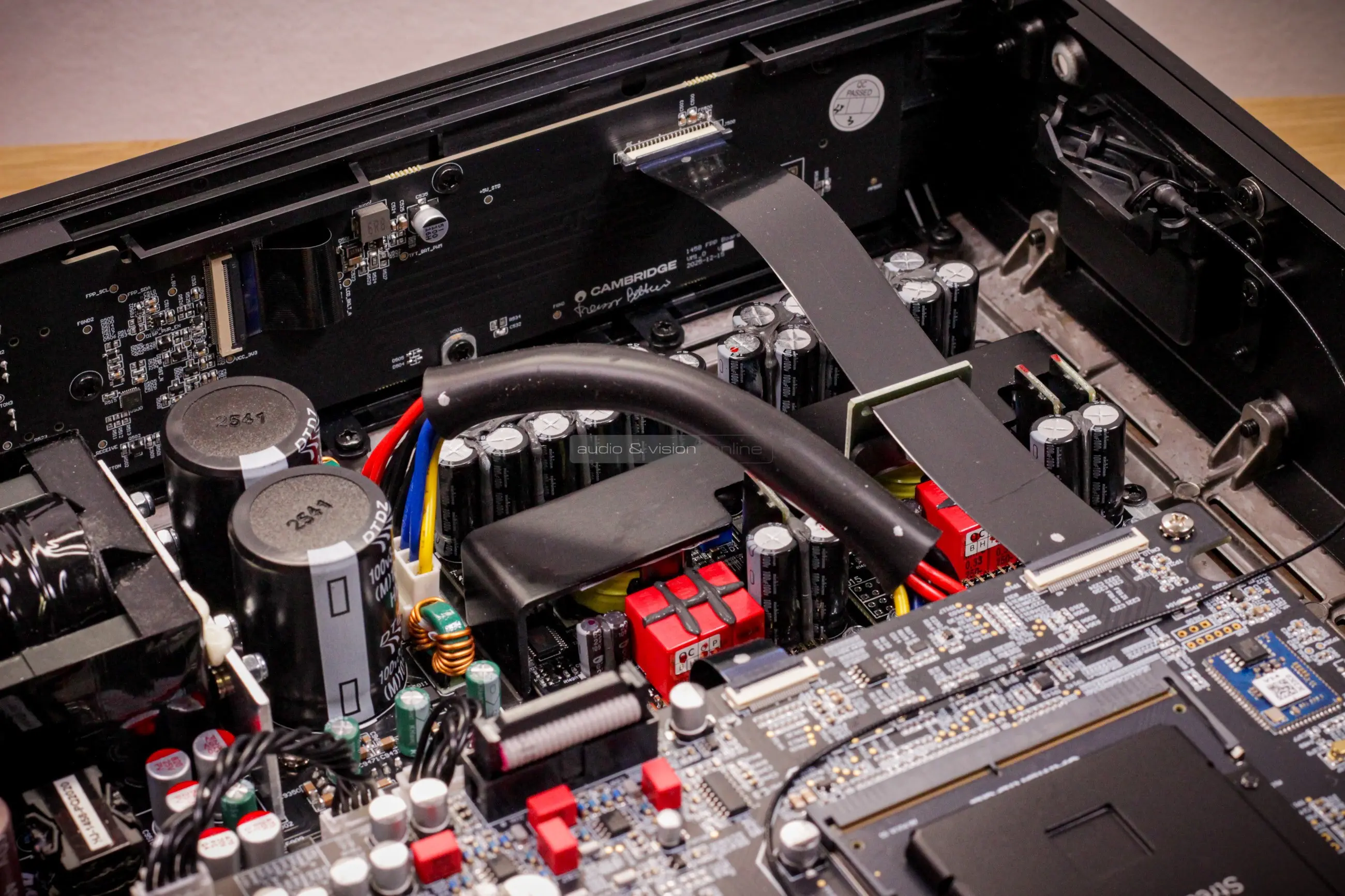 Cambridge Audio Evo 300 hálózati sztereó erősítő