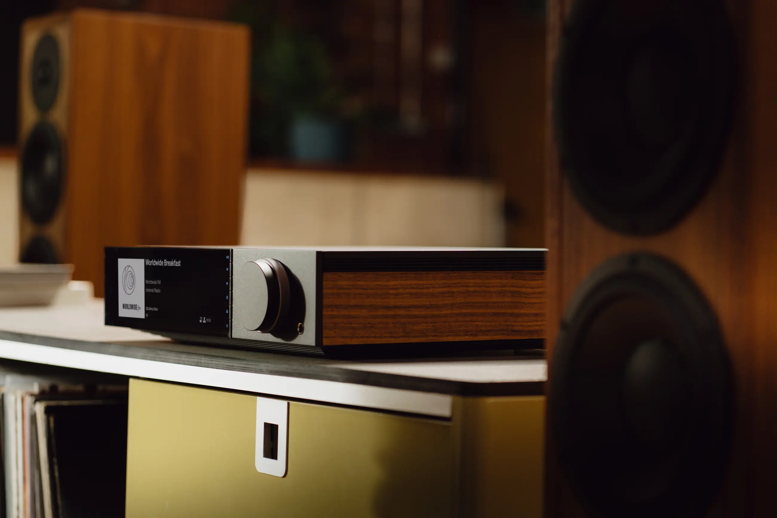Cambridge Audio Evo 300 hálózati sztereó erősítő