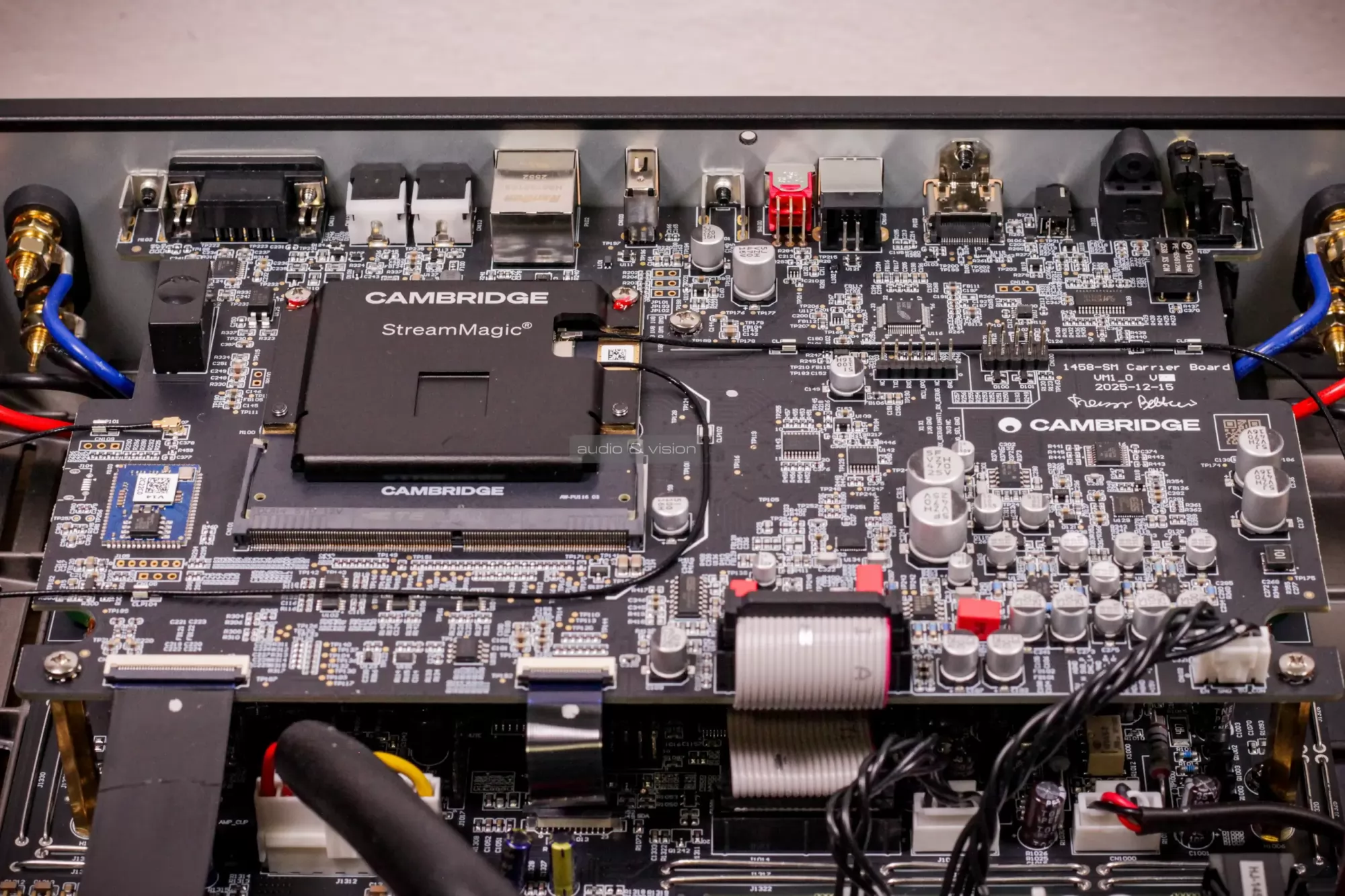 Cambridge Audio Evo 300 hálózati sztereó erősítő