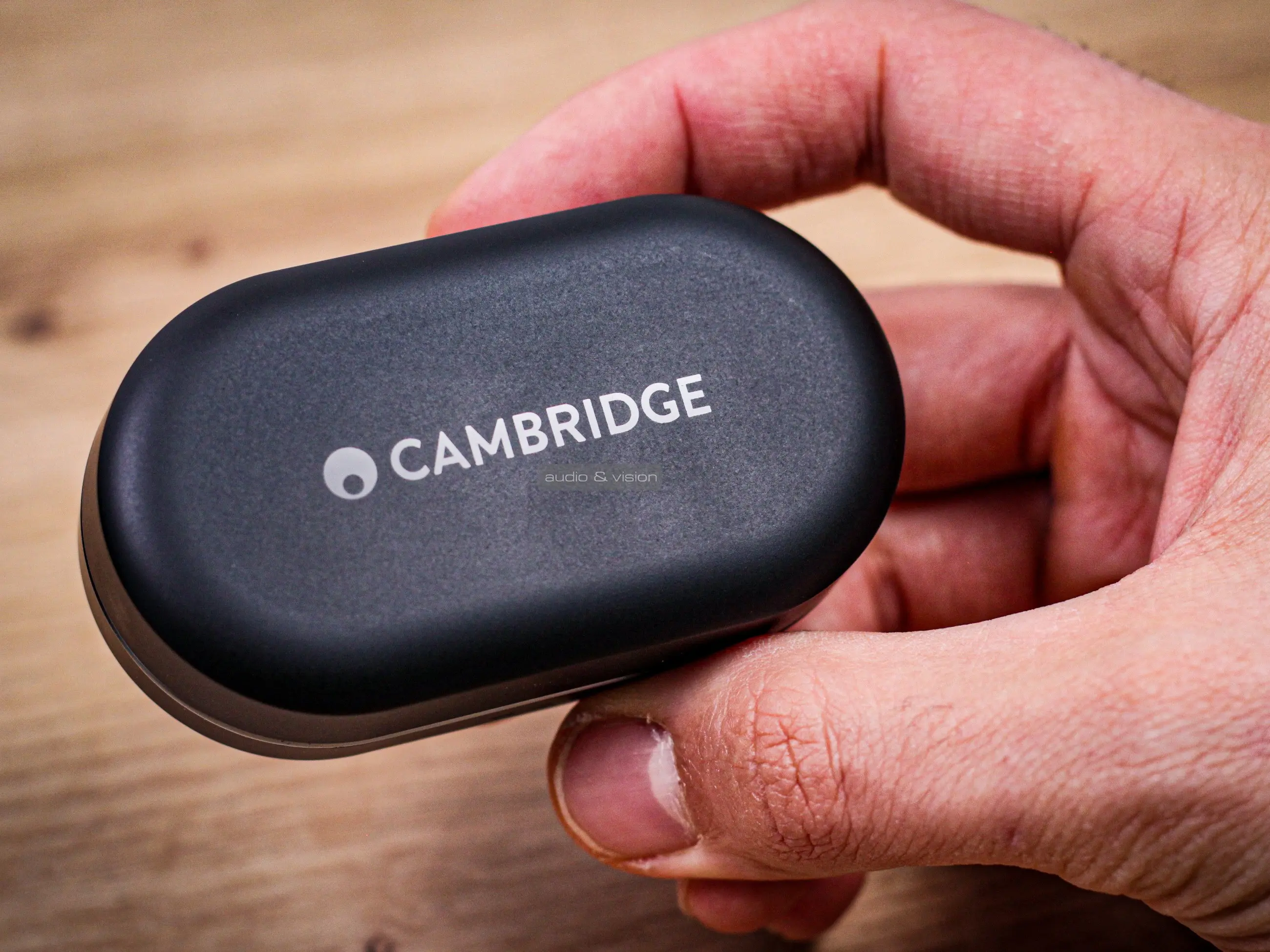 Cambridge Audio Melomania M100 Bluetooth fülhallgató tok