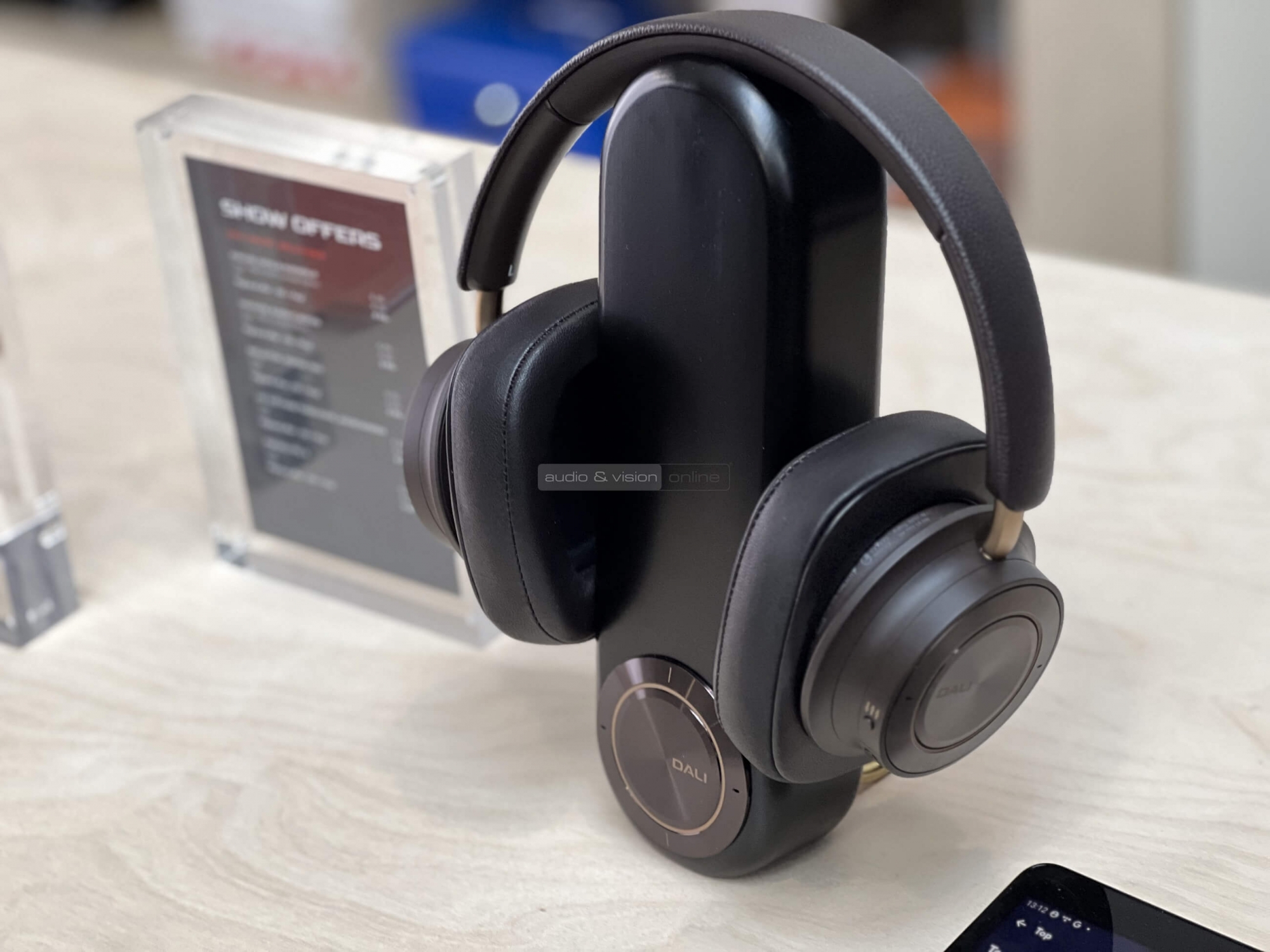 DALI IO-12 Bluetooth fejhallgató