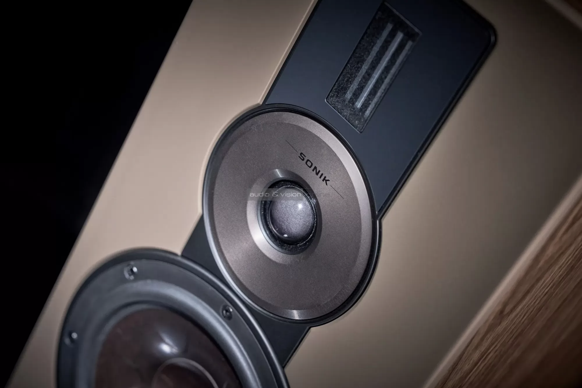 DALI SONIK 7 hangfal hangszórók