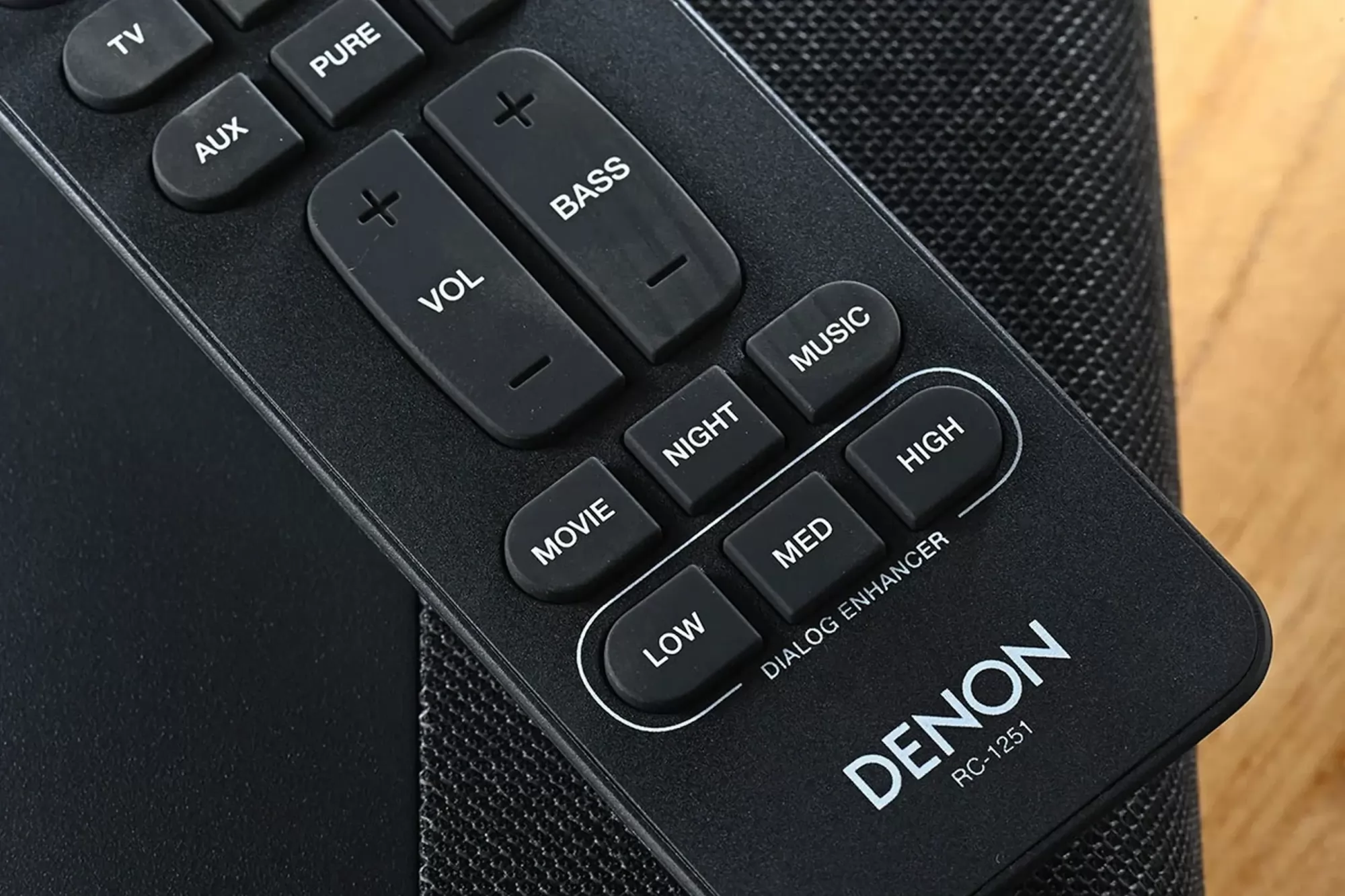 Denon DHT-S218 soundbar távirányító