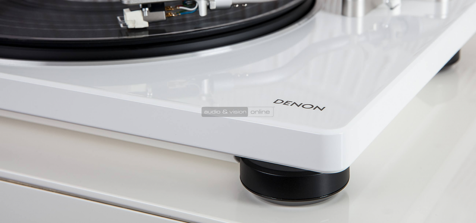 Denon DP-400 vinyl lemezjátszó