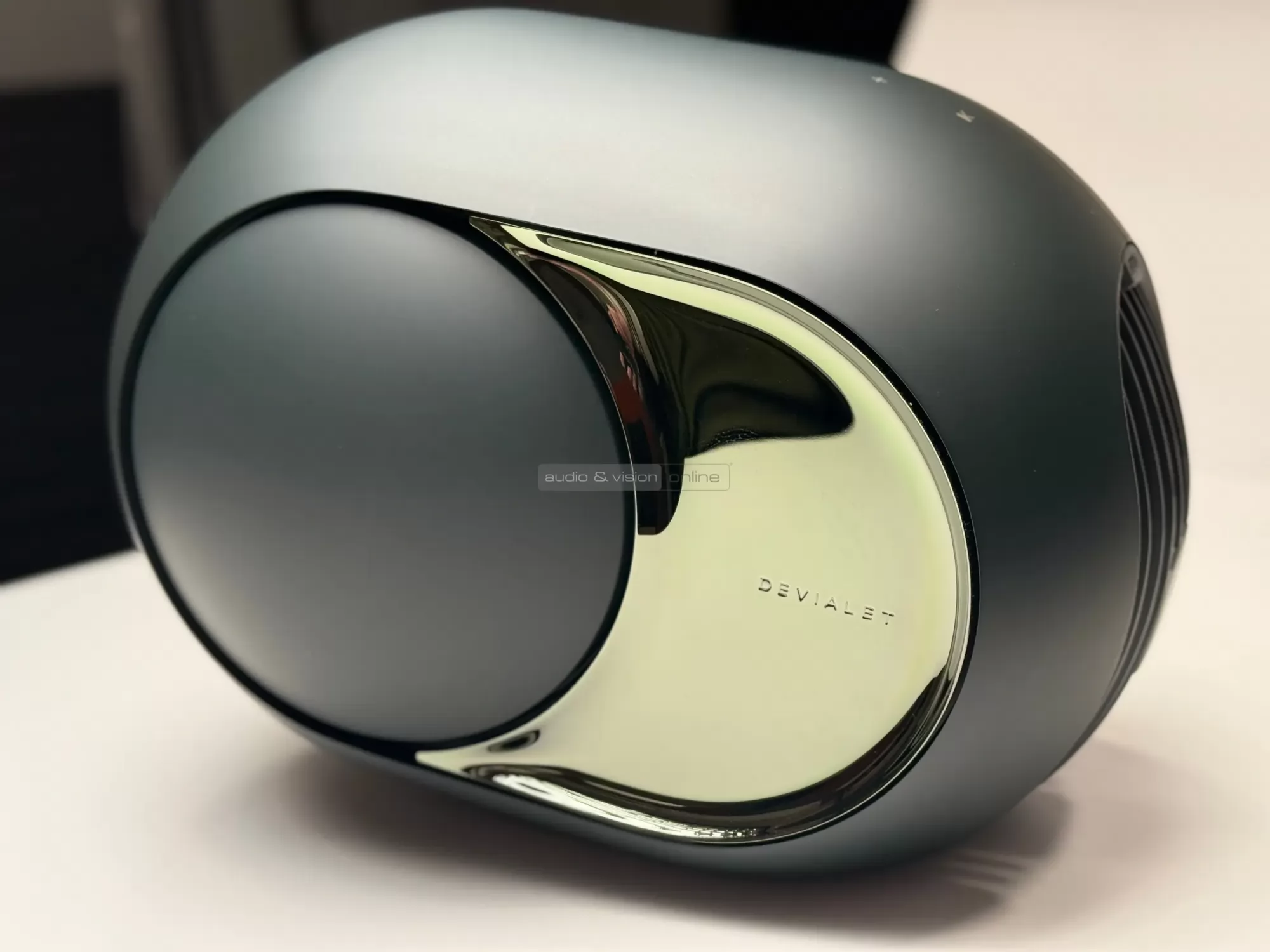 Devialet Phantom Ultimate 108 dB vezeték nélküli hangrendszer