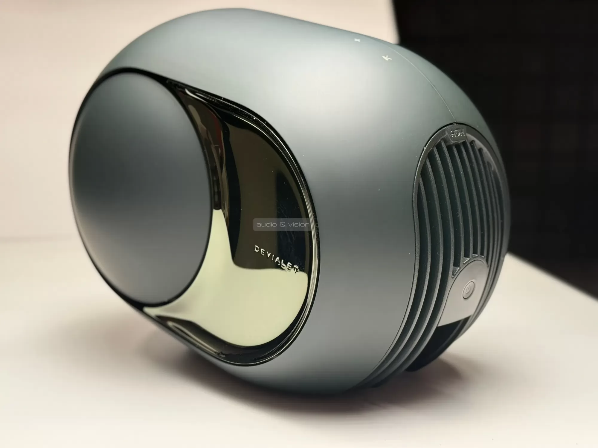 Devialet Phantom Ultimate 108 dB vezeték nélküli hangrendszer