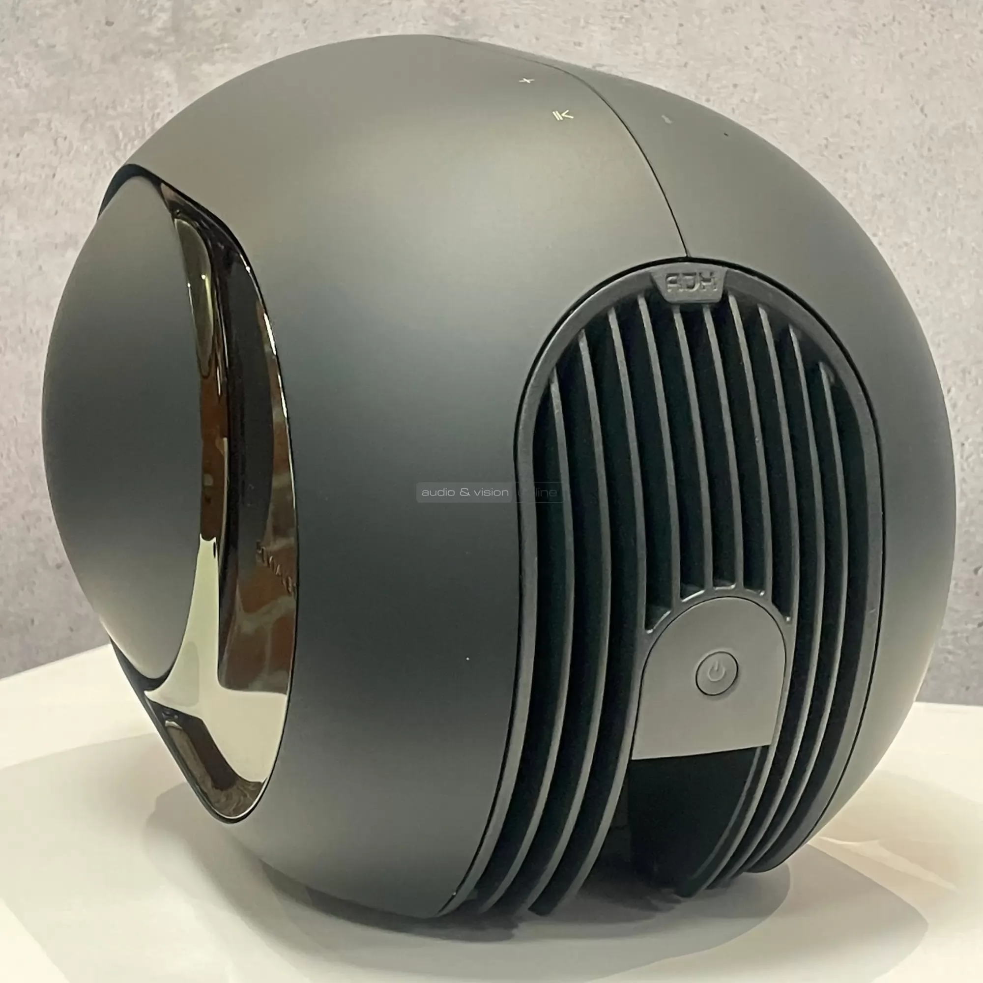 Devialet Phantom Ultimate 108 dB vezeték nélküli hangrendszer hátlap