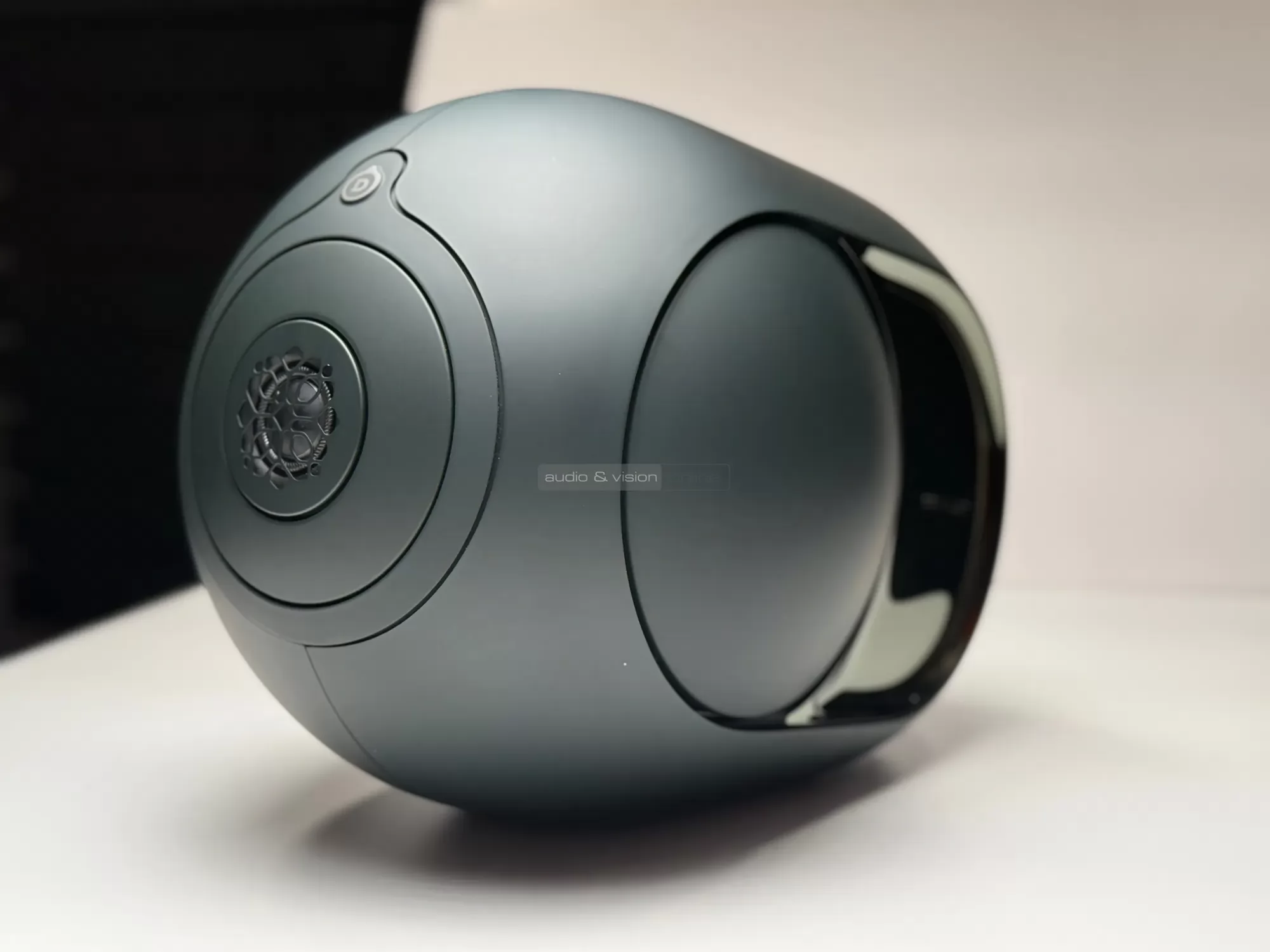 Devialet Phantom Ultimate 108 dB vezeték nélküli hangrendszer