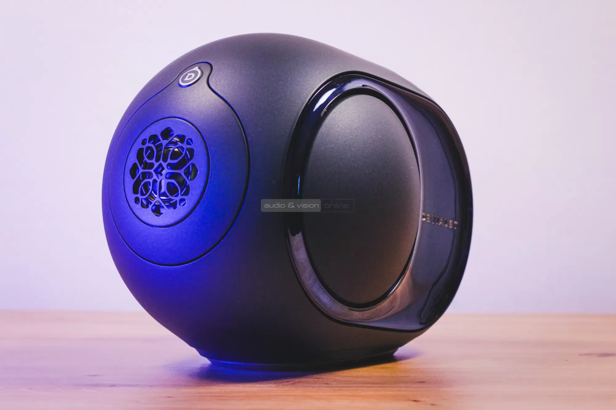 Devialet Phantom Ultimate 98 dB aktív hangfal