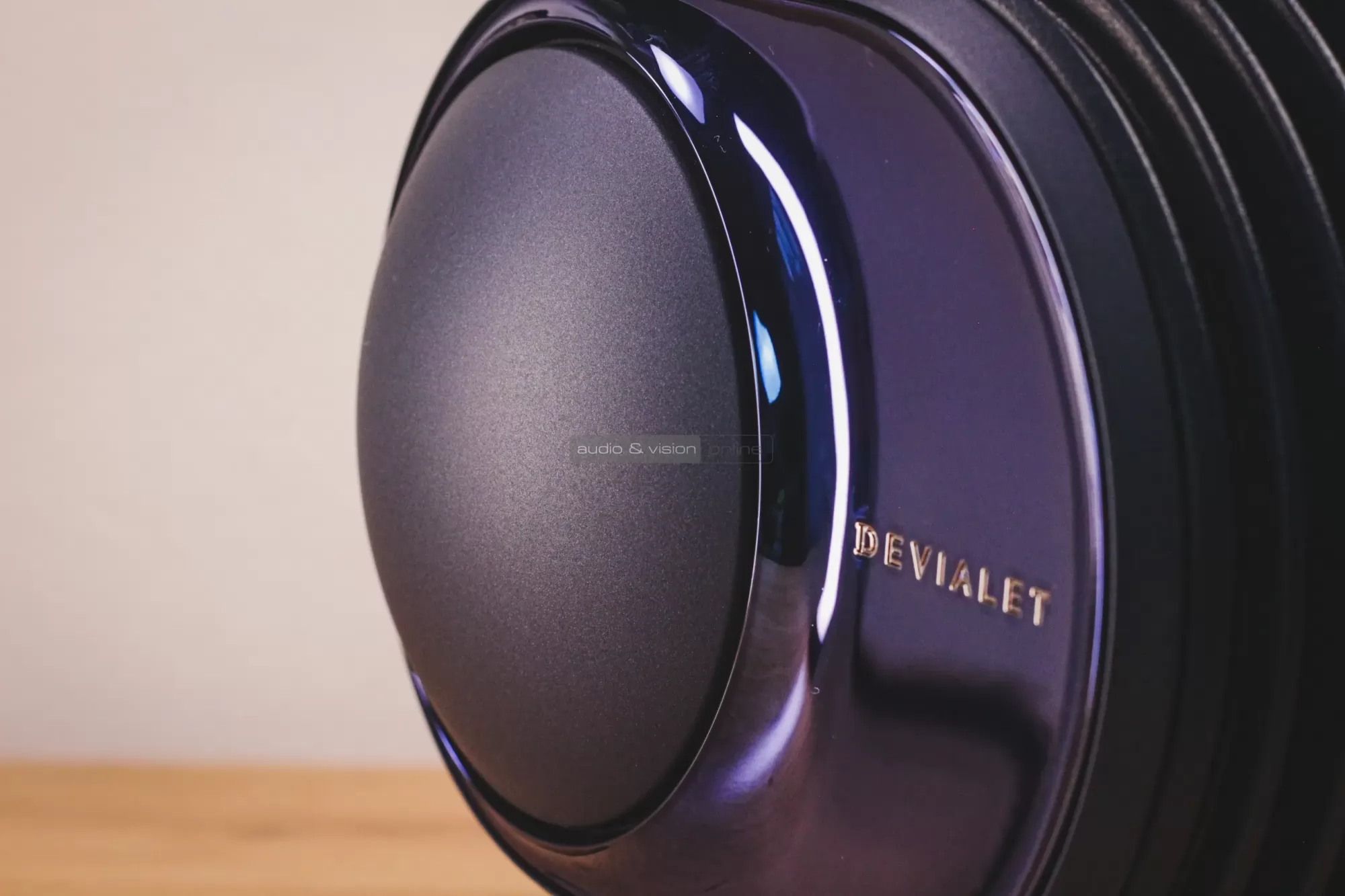 Devialet Phantom Ultimate 98 dB aktív hangfal