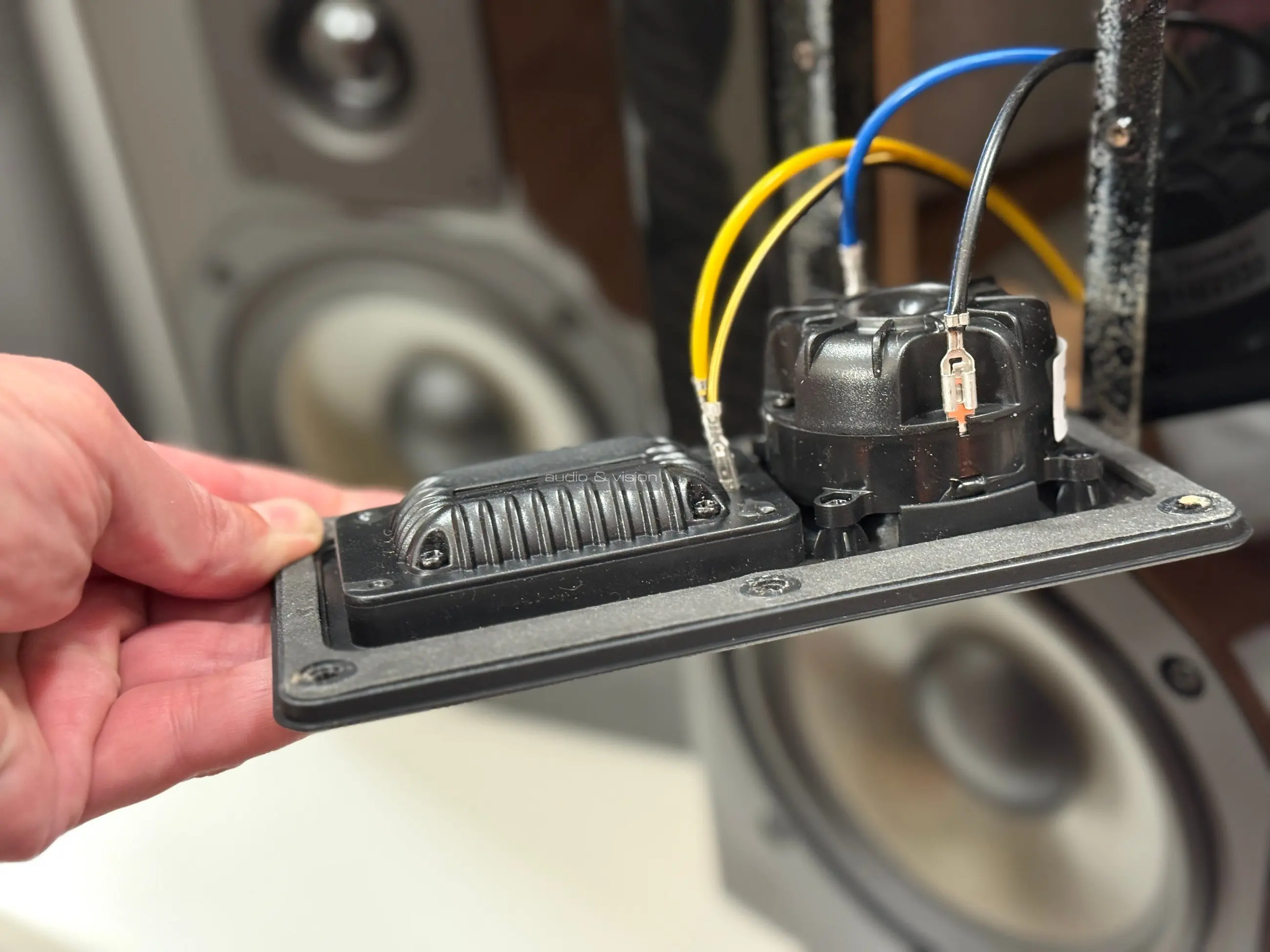 Dynavoice Definition DM-6II hangfal magassugárzó