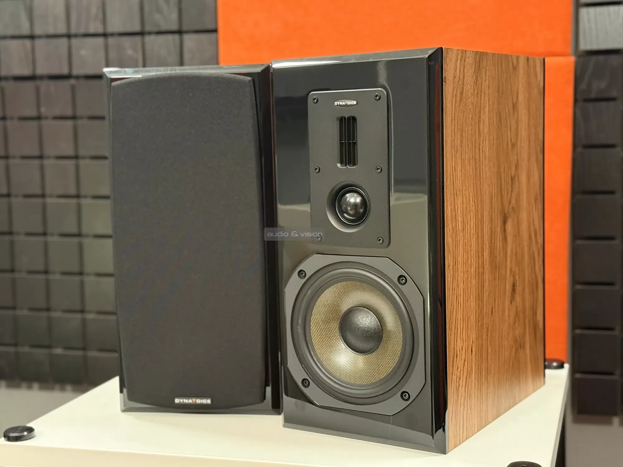 Dynavoice Definition DM-6II hangfal