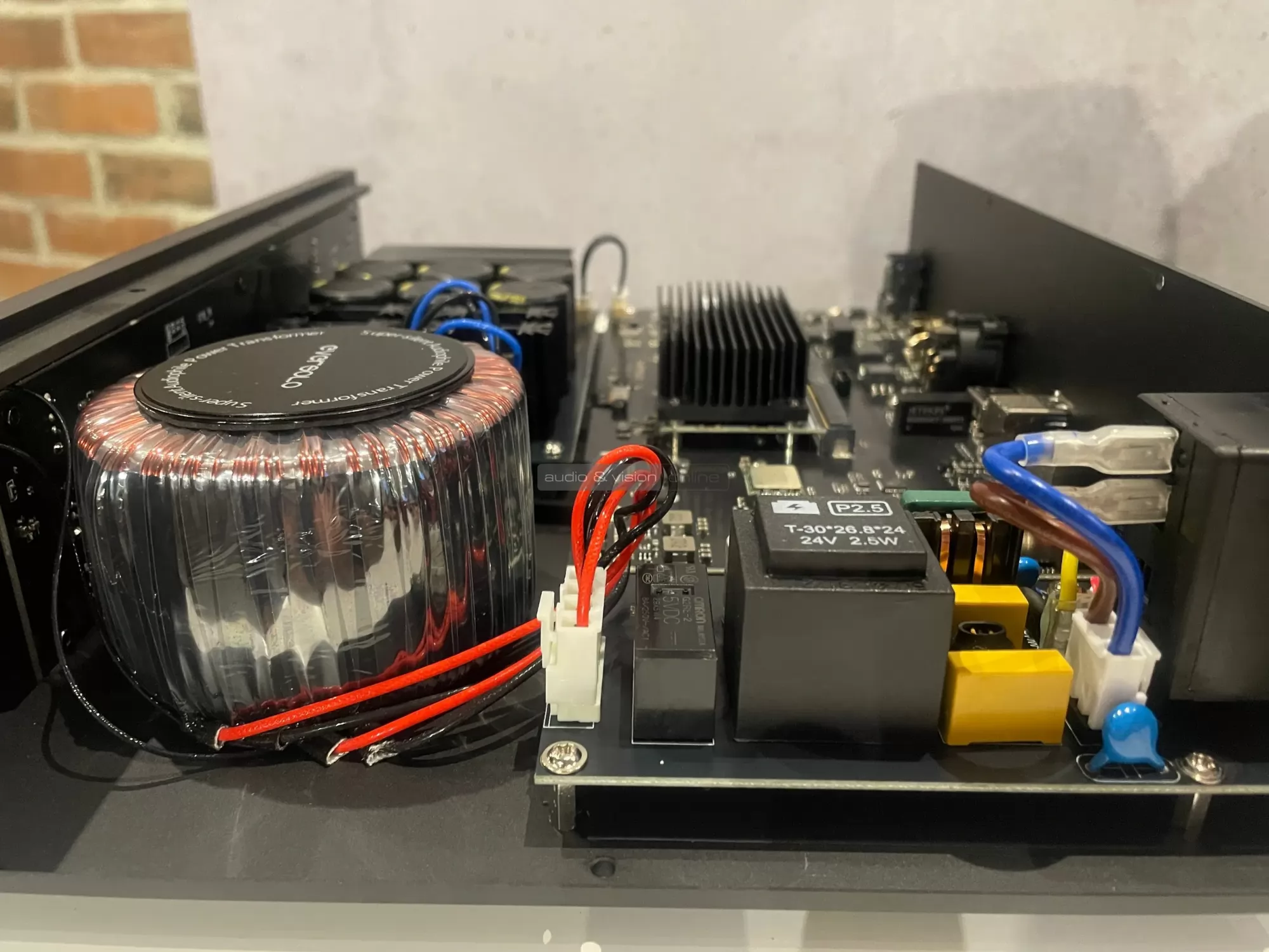 Eversolo T8 streaming transzport