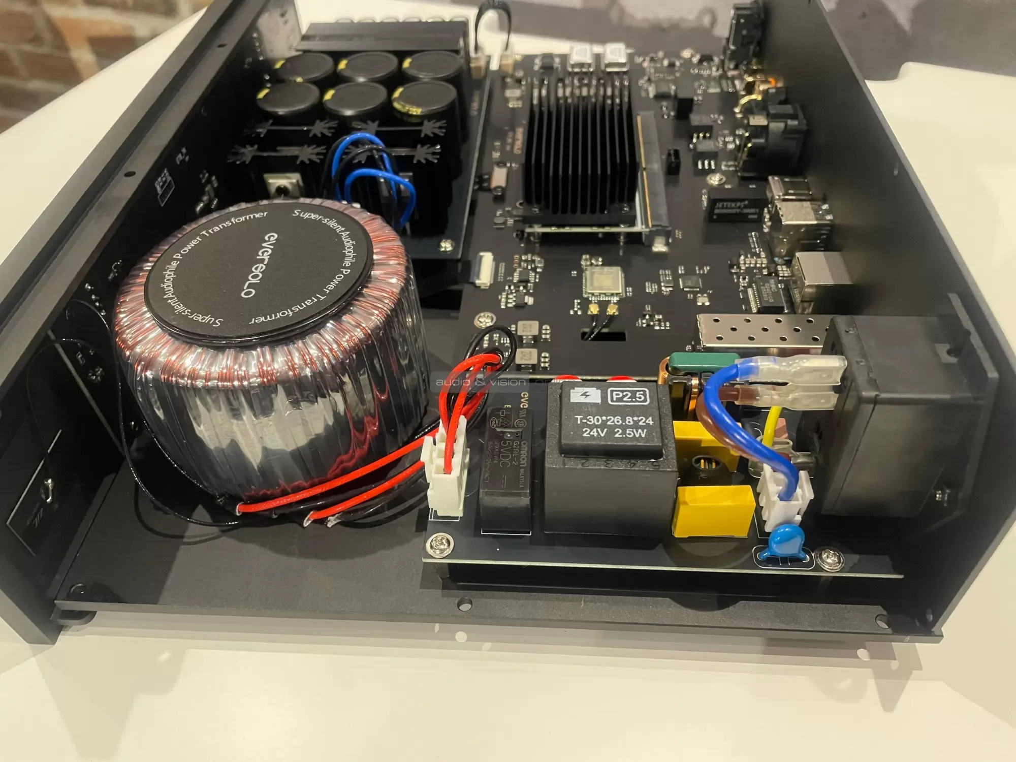 Eversolo T8 streaming transzport