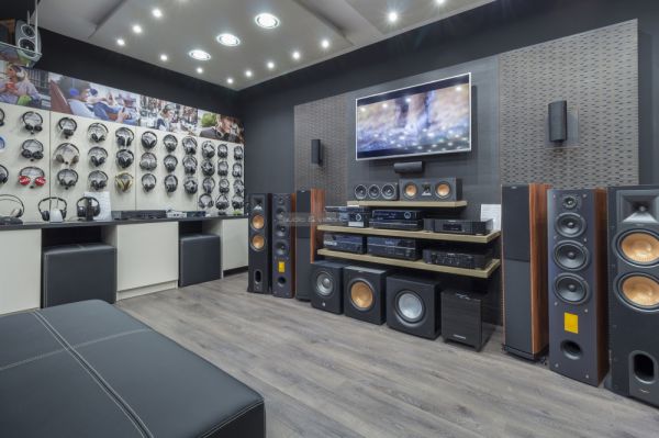 Extreme Audio Győr - FejhallgatóPláza