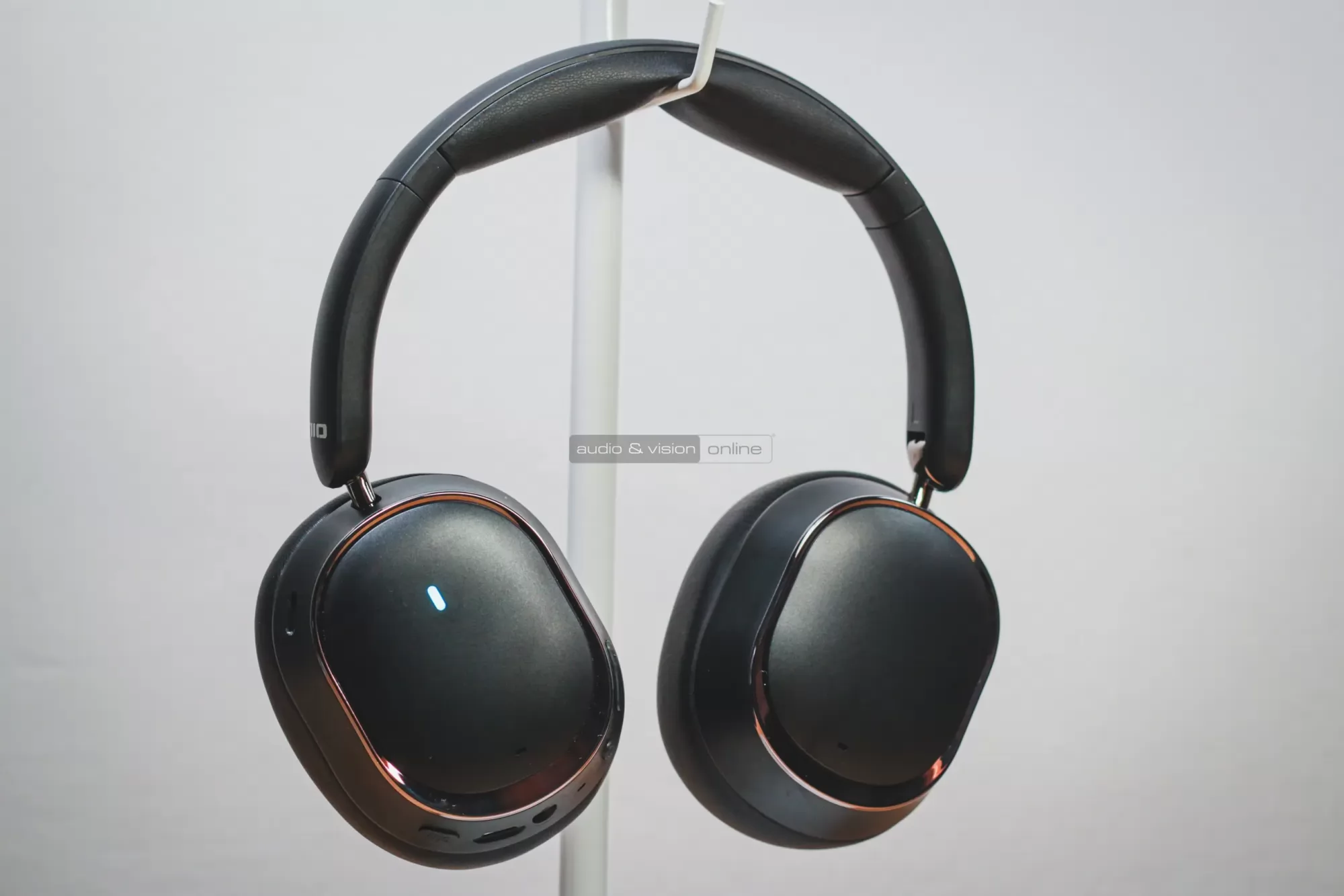 FiiO EH13 Bluetooth fejhallgató front