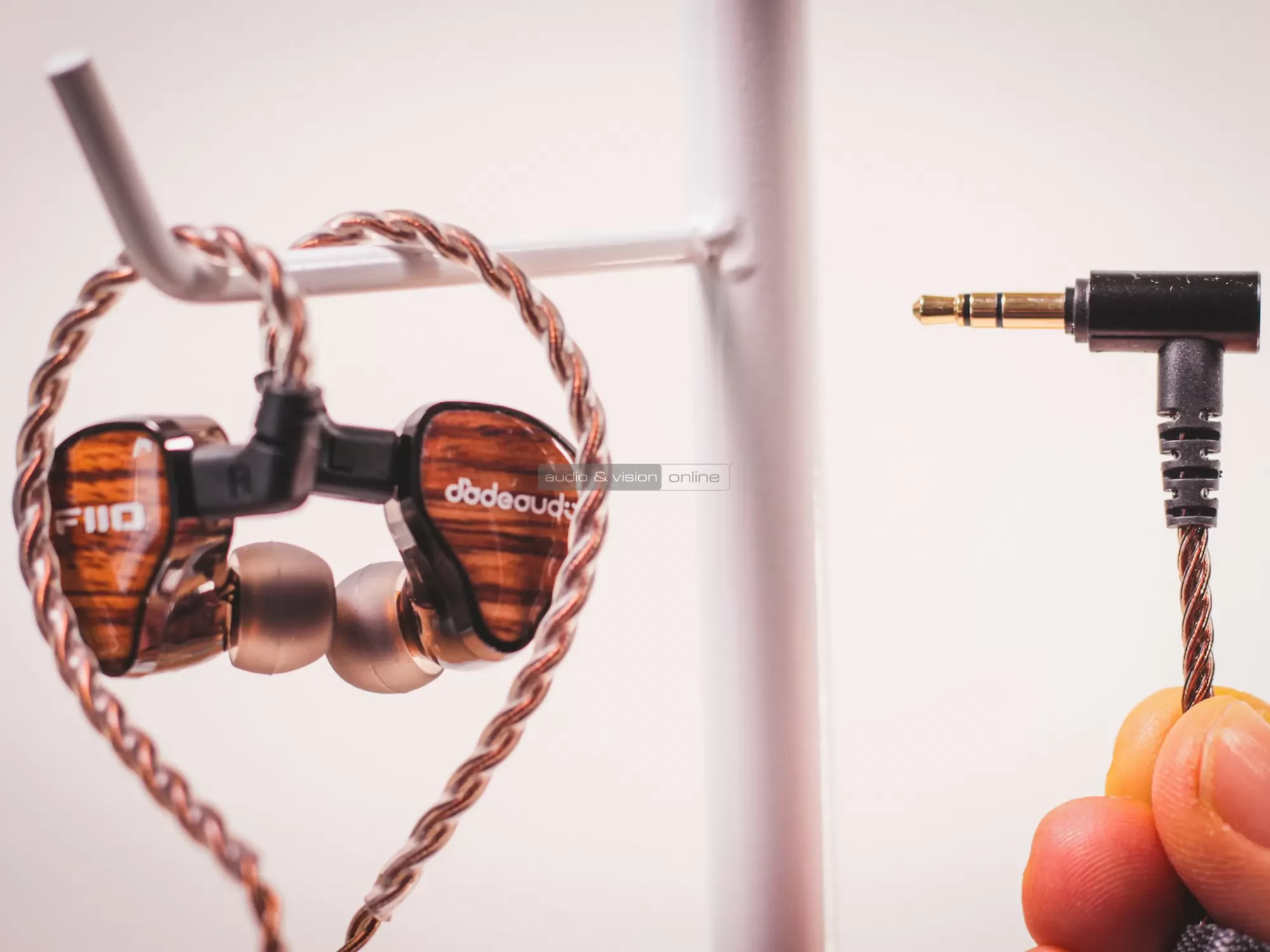 FiiO JH13 fülhallgató csatlakozó