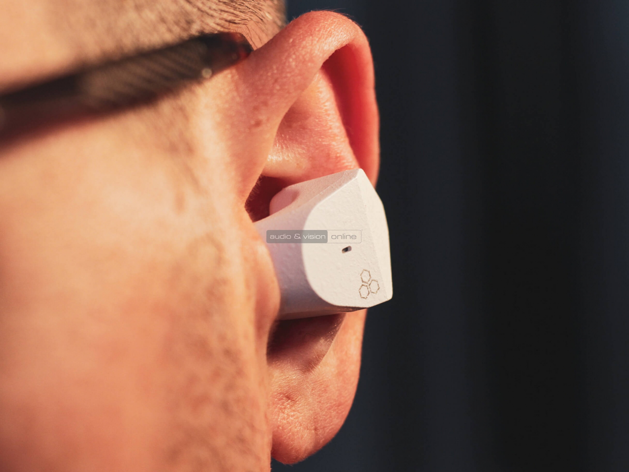 final ZE3000 TWS Bluetooth fülhallgató in-ear