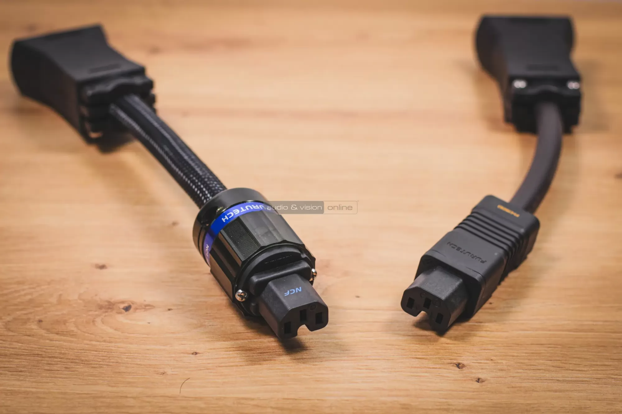 Furutech Flow-28 NCF és Flow-C15 tápszűrők