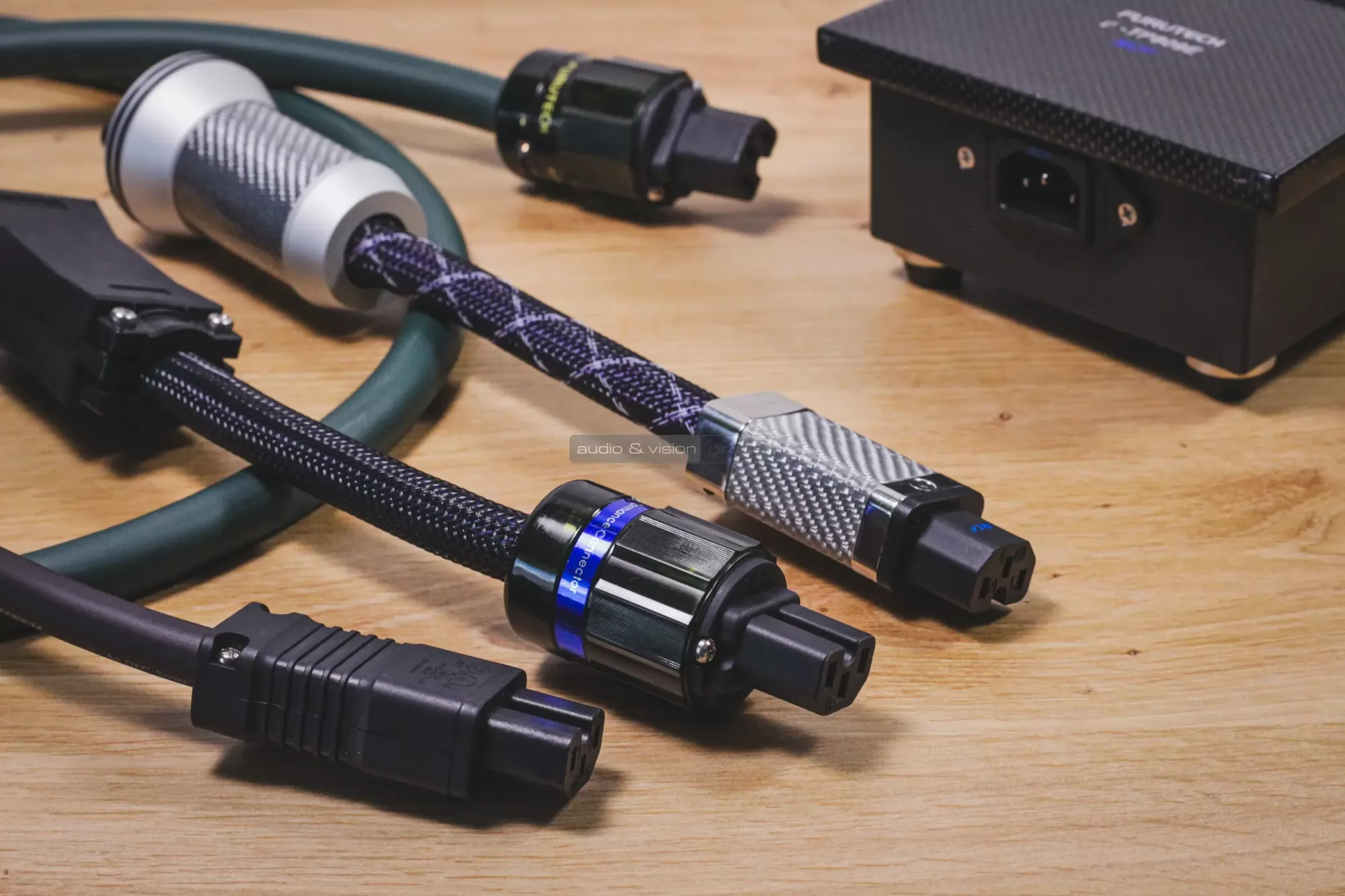 Furutech Flux C15 NCF Flow C15 Flow C28 tápszűrők