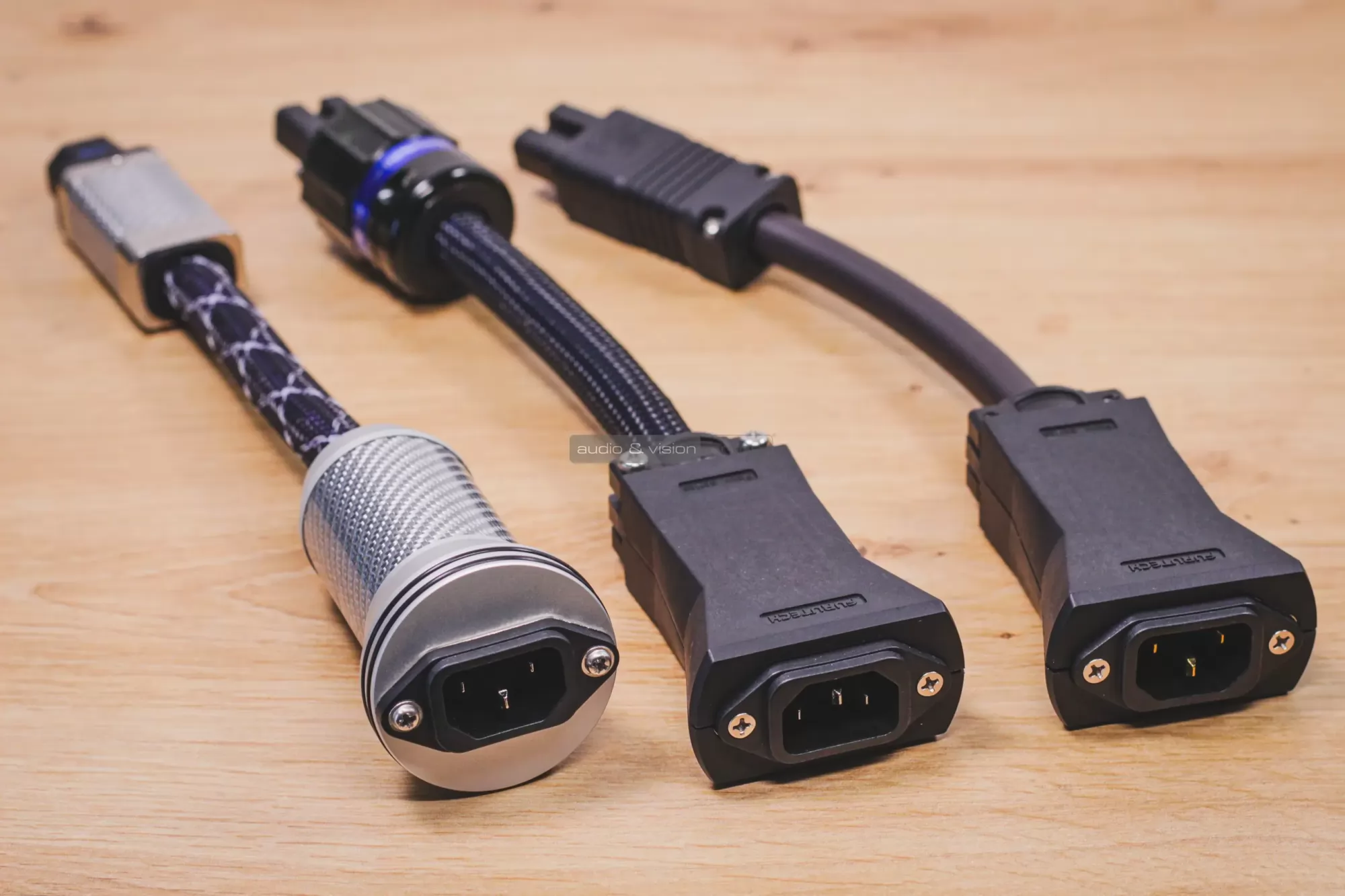 Furutech Flux C15 NCF Flow C15 Flow C28 tápszűrők