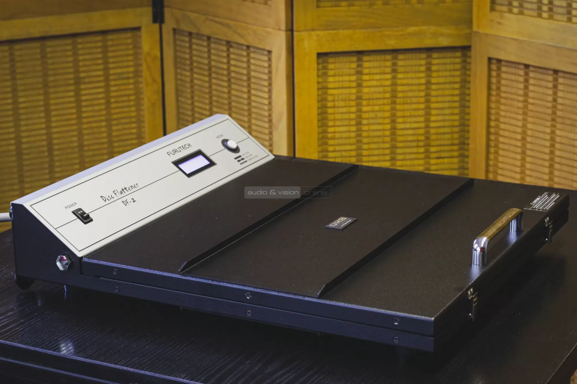 Furutech FP-2 lemez kiegyengető
