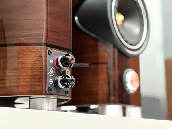 Fyne Audio F1-5 high end hangfal csatlakozó