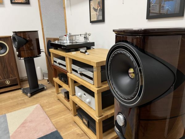 Fyne Audio F1-8 high end hangfal Audio Centrum