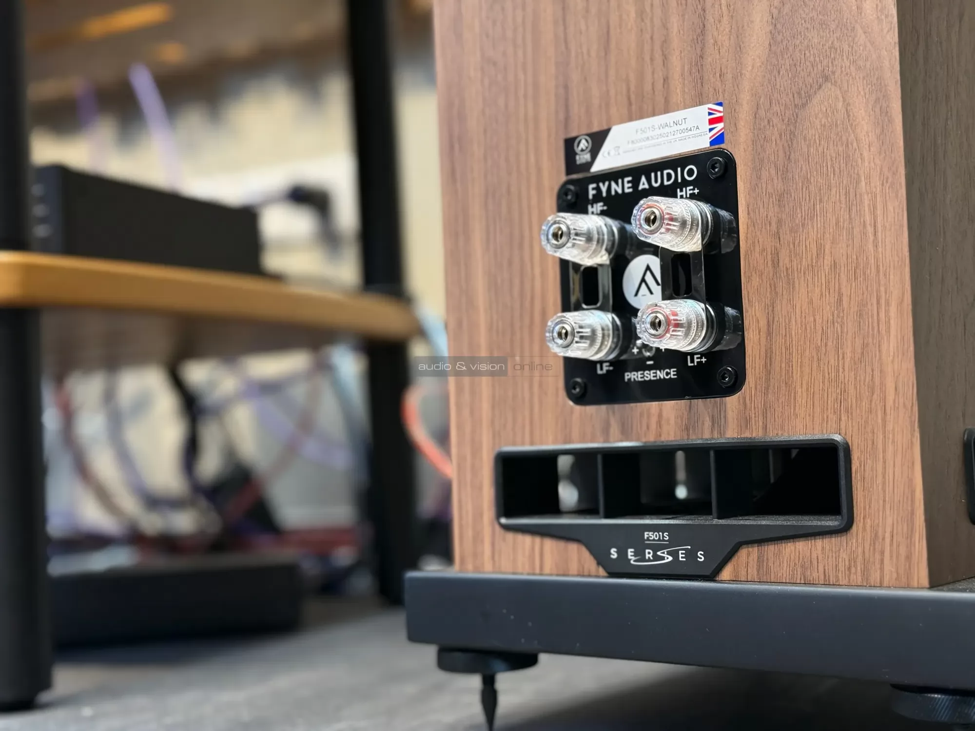 Fyne Audio F501S hangfal csatlakozó