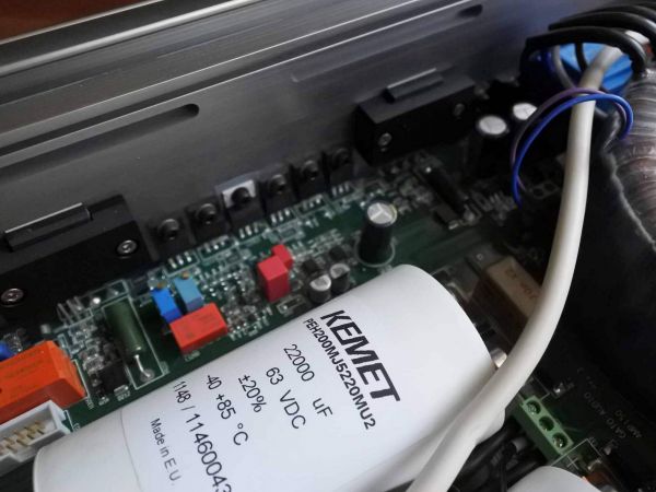 Gato Audio AMP-150 sztereó erősítő