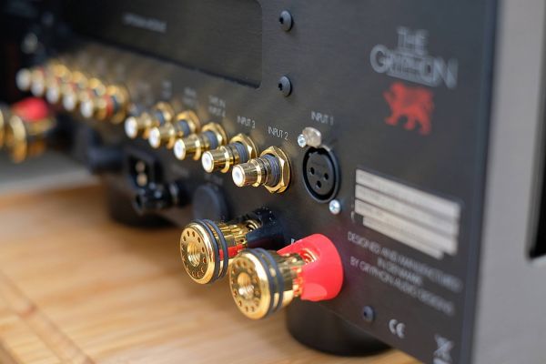 Gryphon Audio Diablo 120 sztereó erősítő hátlap