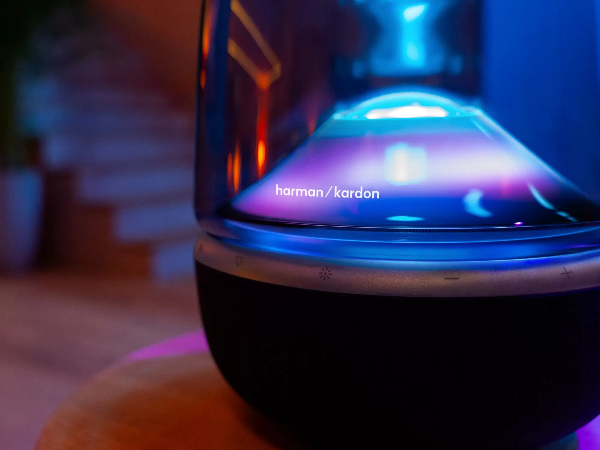 Harman Kardon Aura Studio 5 Bluetooth hangszóró