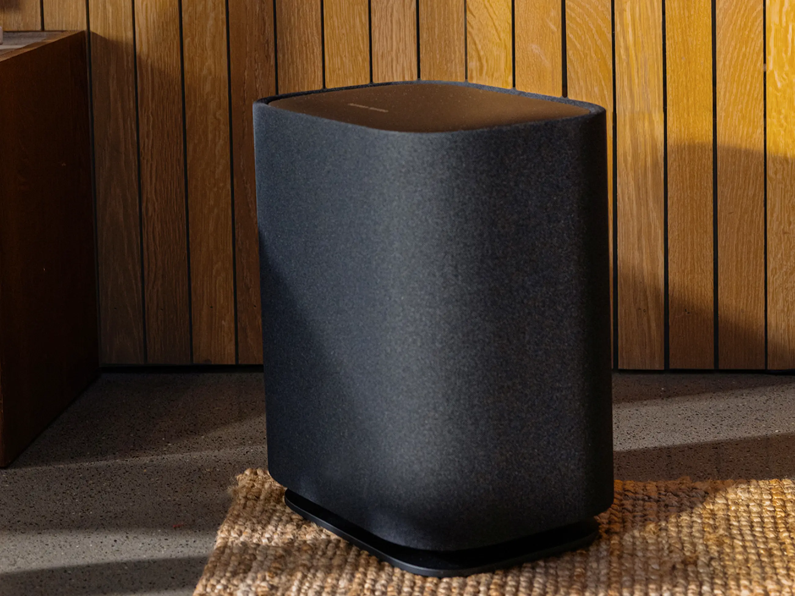Harman Kardon Enchant SUB mélyláda